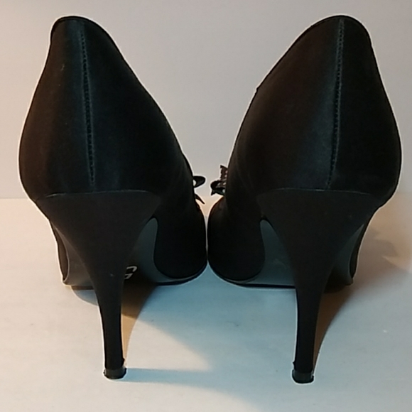 Kenneth Cole Tribeca Design Polka Dot Bow Heels 9M - Picture 4 of 5